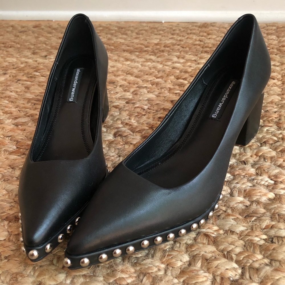 New: Alexander Wang Studded Low Pump. Size Italian 40